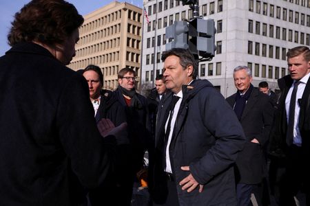 tagreuters.com2023binary_LYNXMPEJ1610J-VIEWIMAGE