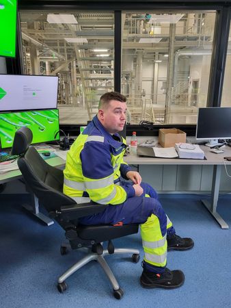 tagreuters.com2023binary_LYNXMPEJ3O0XJ-VIEWIMAGE