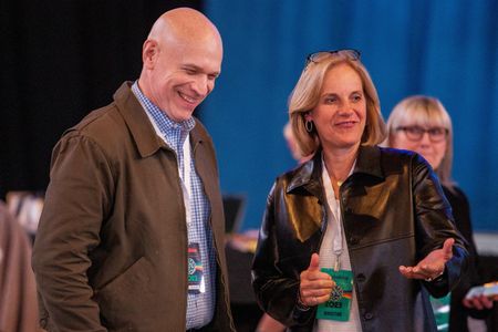 tagreuters.com2023binary_LYNXMPEJ450BI-VIEWIMAGE