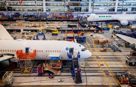 tagreuters.com2023binary_LYNXMPEJ550RS-VIEWIMAGE