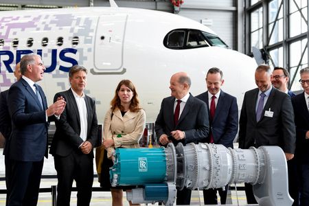 tagreuters.com2023binary_LYNXMPEJ8O087-VIEWIMAGE