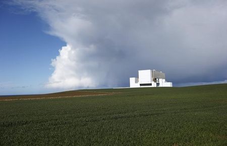 tagreuters.com2024binary_LYNXMPEK0808R-VIEWIMAGE