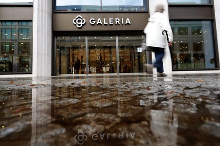 tagreuters.com2024binary_LYNXNPEK3809M-VIEWIMAGE