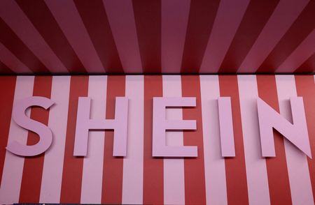 tagreuters.com2025binary_LYNXMPEL0F06A-VIEWIMAGE