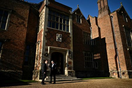 tagreuters.com2025binary_LYNXMPEL110C3-VIEWIMAGE