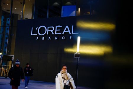 tagreuters.com2025binary_LYNXMPEL150RL-VIEWIMAGE