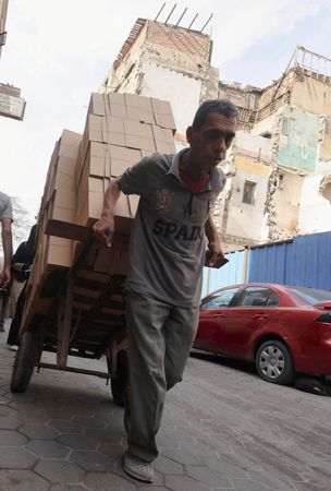 tagreuters.com2025binary_LYNXMPEL1802A-VIEWIMAGE