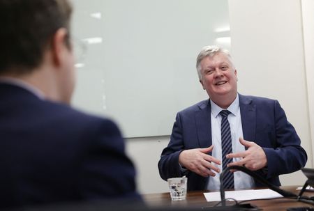 tagreuters.com2025binary_LYNXMPEL1C041-VIEWIMAGE