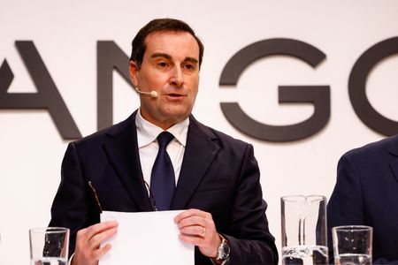 tagreuters.com2025binary_LYNXMPEL290EF-VIEWIMAGE