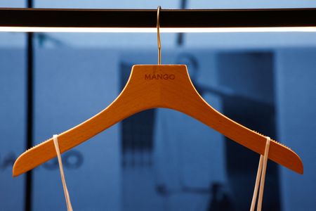 tagreuters.com2025binary_LYNXMPEL290EG-VIEWIMAGE