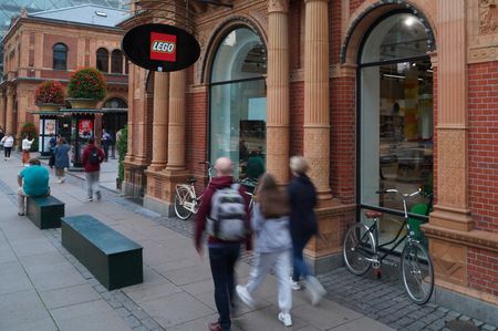 tagreuters.com2025binary_LYNXMPEL2A0AM-VIEWIMAGE