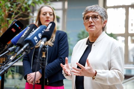 tagreuters.com2025binary_LYNXMPEL2D0QS-VIEWIMAGE