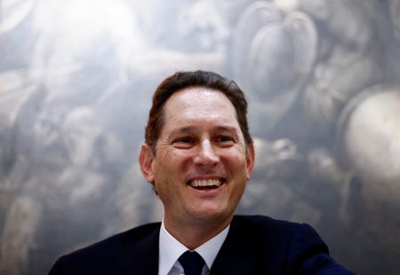 tagreuters.com2025binary_LYNXMPEL2I0MO-VIEWIMAGE