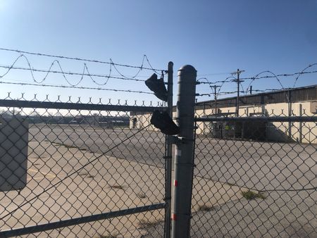 tagreuters.com2025binary_LYNXMPEL2K06K-VIEWIMAGE