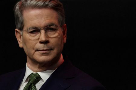 tagreuters.com2025binary_LYNXMPEL3B03T-VIEWIMAGE