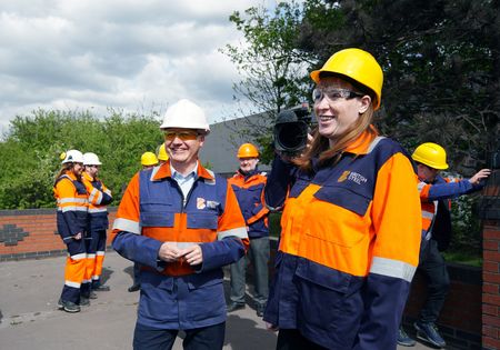 tagreuters.com2025binary_LYNXMPEL3D0QE-VIEWIMAGE