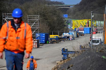 tagreuters.com2025binary_LYNXMPEL3L08G-VIEWIMAGE