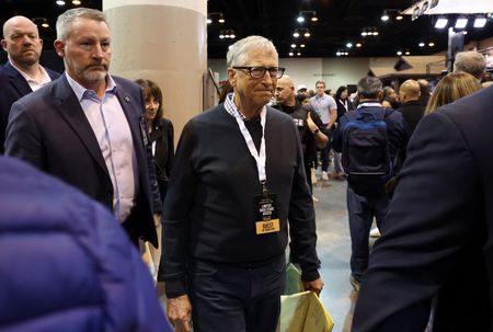 tagreuters.com2025binary_LYNXMPEL420BY-VIEWIMAGE