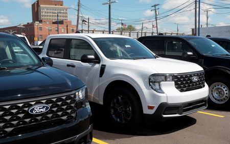 tagreuters.com2025binary_LYNXMPEL460XX-VIEWIMAGE