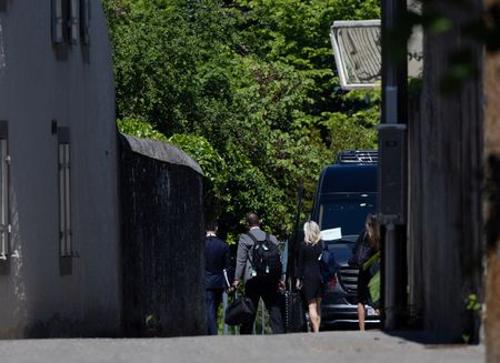 tagreuters.com2025binary_LYNXMPEL4903X-VIEWIMAGE