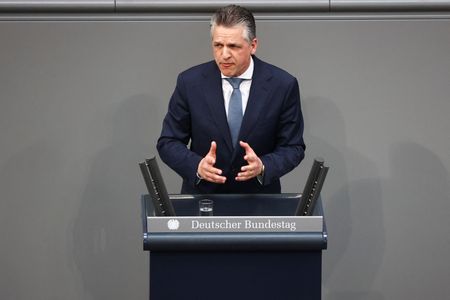 tagreuters.com2025binary_LYNXMPEL4L0AX-VIEWIMAGE