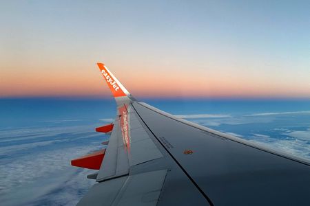 tagreuters.com2025binary_LYNXMPEL4L0DV-VIEWIMAGE