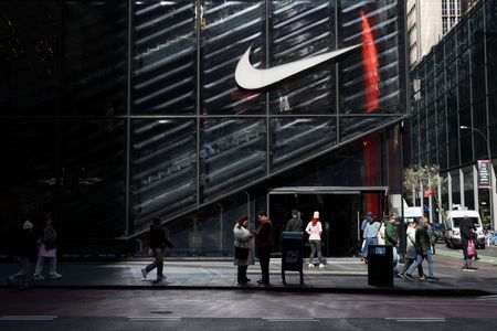 tagreuters.com2025binary_LYNXMPEL4L0YE-VIEWIMAGE