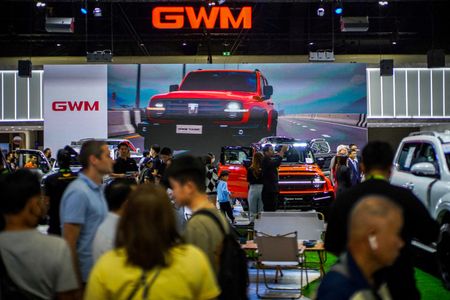 tagreuters.com2025binary_LYNXMPEL580DA-VIEWIMAGE