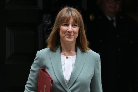 tagreuters.com2025binary_LYNXMPEL5A0NH-VIEWIMAGE