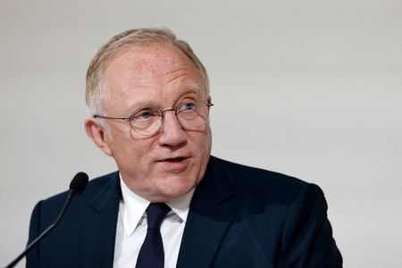 tagreuters.com2025binary_LYNXMPEL5F09Y-VIEWIMAGE