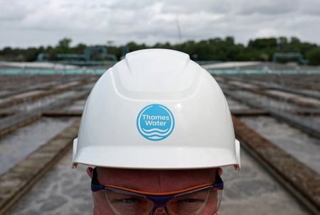 tagreuters.com2025binary_LYNXMPEL5G0AM-VIEWIMAGE