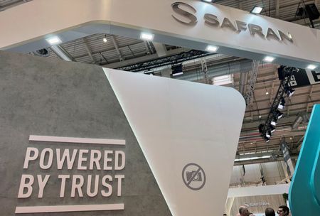 tagreuters.com2025binary_LYNXMPEL610N1-VIEWIMAGE