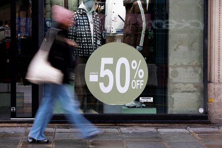 tagreuters.com2025binary_LYNXMPEL740DO-VIEWIMAGE