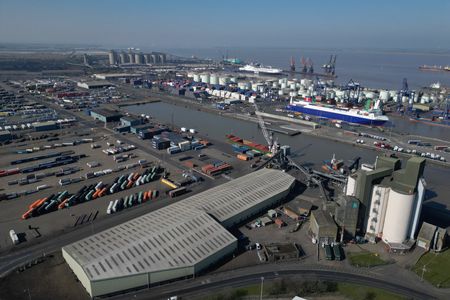 tagreuters.com2025binary_LYNXMPEL7A0A0-VIEWIMAGE