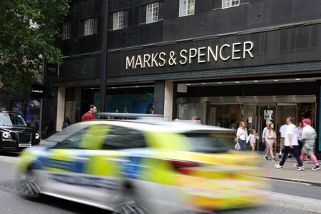 tagreuters.com2025binary_LYNXMPEL7J07U-VIEWIMAGE