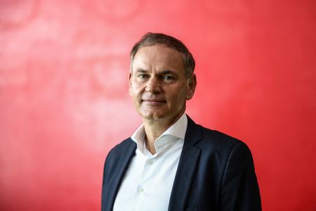 tagreuters.com2025binary_LYNXMPEL7Q05W-VIEWIMAGE