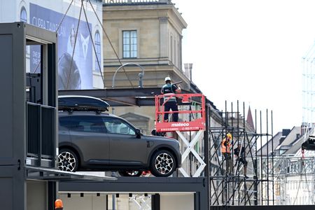 tagreuters.com2025binary_LYNXMPEL8406U-VIEWIMAGE