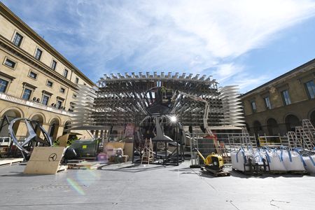 tagreuters.com2025binary_LYNXMPEL8406Z-VIEWIMAGE