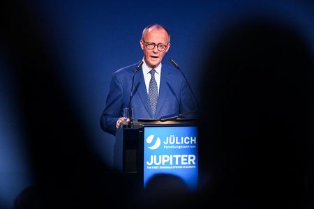 tagreuters.com2025binary_LYNXMPEL840NM-VIEWIMAGE