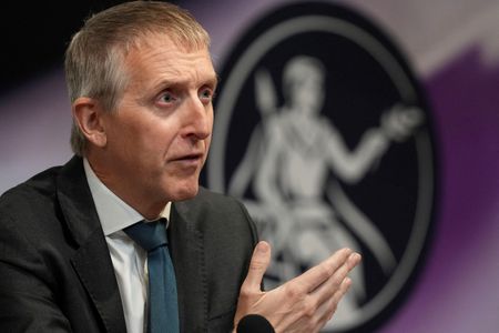 tagreuters.com2025binary_LYNXMPEL9L12K-VIEWIMAGE