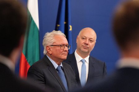 tagreuters.com2025binary_LYNXMPEL9R0M0-VIEWIMAGE