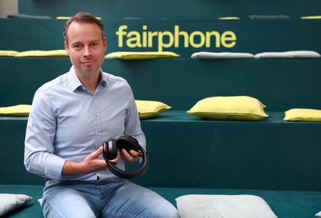 tagreuters.com2025binary_LYNXMPELA40BC-VIEWIMAGE