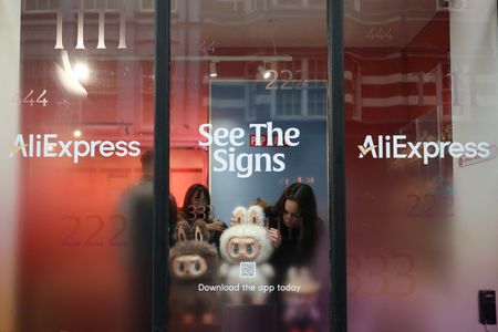 tagreuters.com2025binary_LYNXMPELAA0RG-VIEWIMAGE