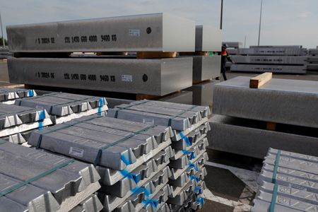 tagreuters.com2025binary_LYNXMPELAK0N2-VIEWIMAGE