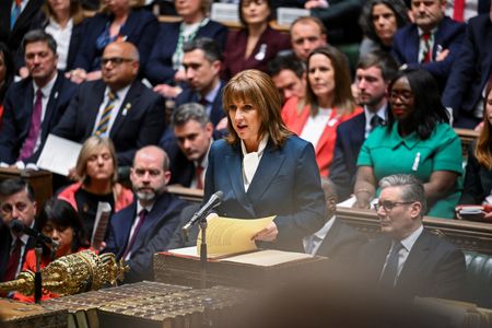 tagreuters.com2025binary_LYNXMPELAQ08T-VIEWIMAGE