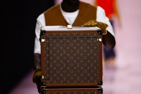 tagreuters.com2025binary_LYNXNPEL0K10F-VIEWIMAGE