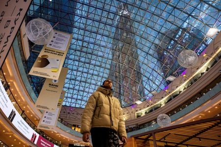 tagreuters.com2025binary_LYNXNPEL1N06M-VIEWIMAGE