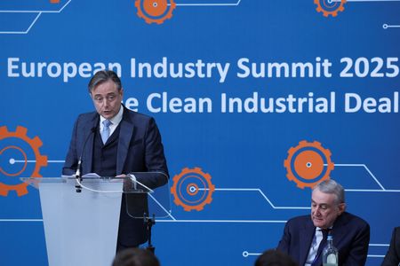 tagreuters.com2025binary_LYNXNPEL1P0JG-VIEWIMAGE