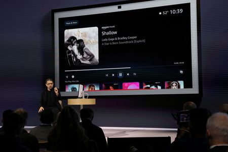 tagreuters.com2025binary_LYNXNPEL1Q06D-VIEWIMAGE