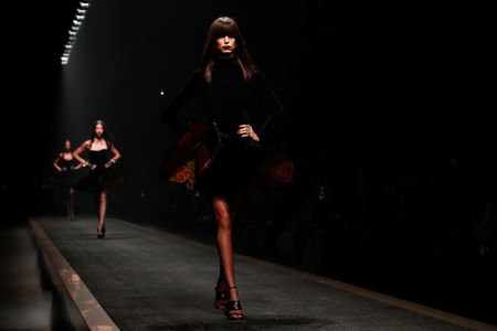 tagreuters.com2025binary_LYNXNPEL2011R-VIEWIMAGE